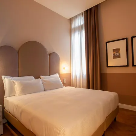 Ξενοδοχείο De L'alboro 3*