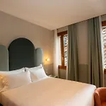 De L'alboro 3*
