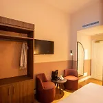 De L'alboro 3*