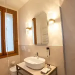 De L'alboro Hotel 3*