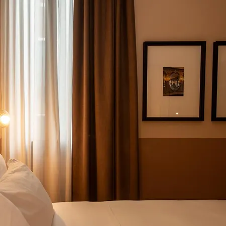 De L'alboro فندق البندقية